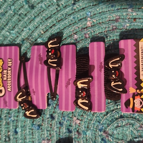 Little Girls Halloween hair accessories - Picture 3 of 3